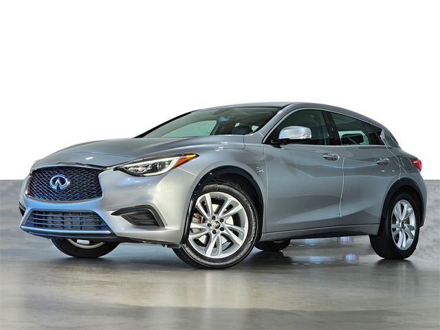 2018 INFINITI QX30 Luxury