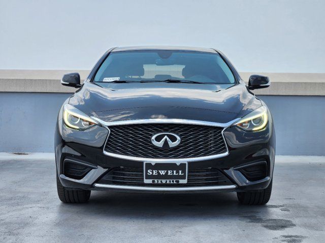 2018 INFINITI QX30 Luxury