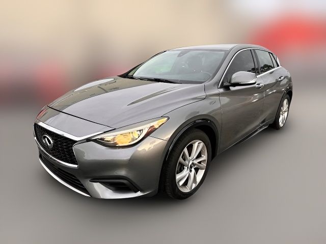 2018 INFINITI QX30 Luxury