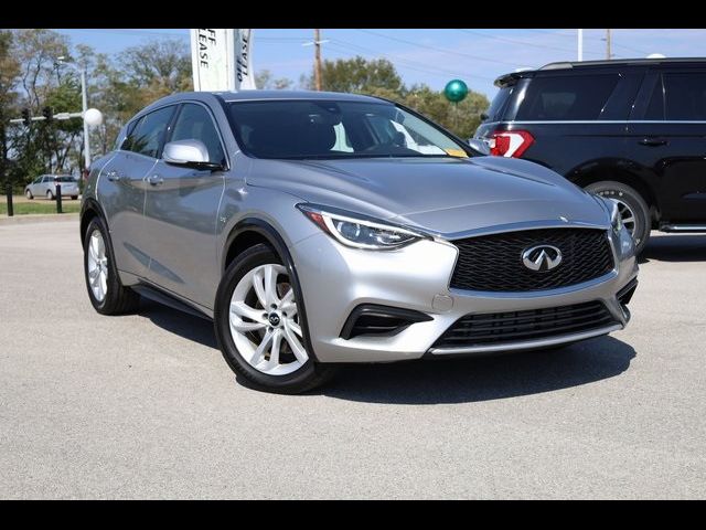 2018 INFINITI QX30 Luxury