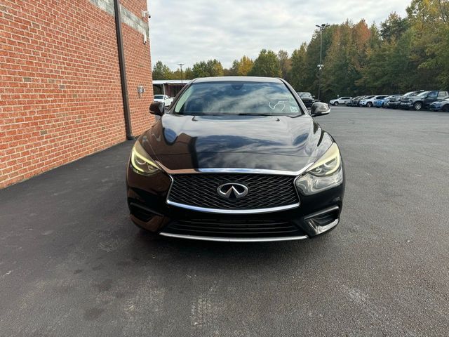 2018 INFINITI QX30 Luxury