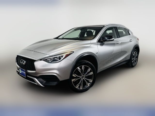 2018 INFINITI QX30 Luxury