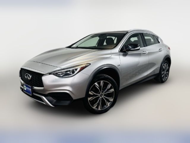 2018 INFINITI QX30 Luxury