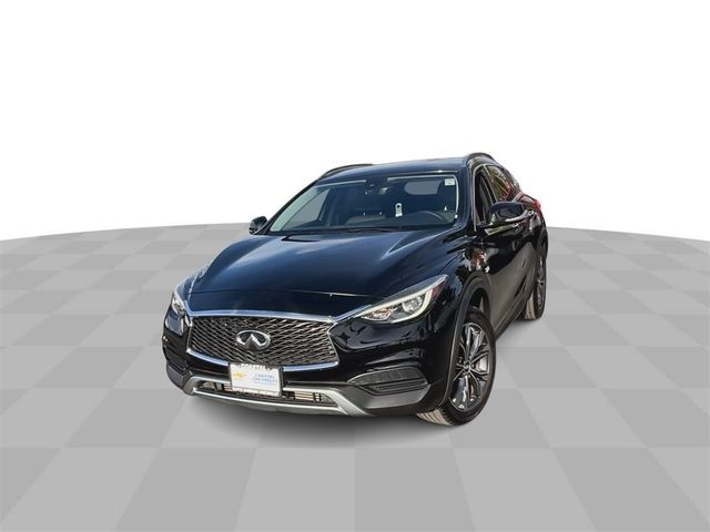 2018 INFINITI QX30 Luxury