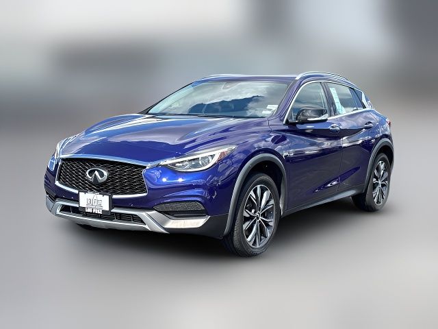 2018 INFINITI QX30 Luxury