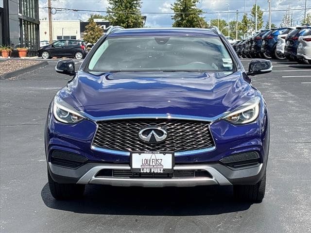 2018 INFINITI QX30 Luxury