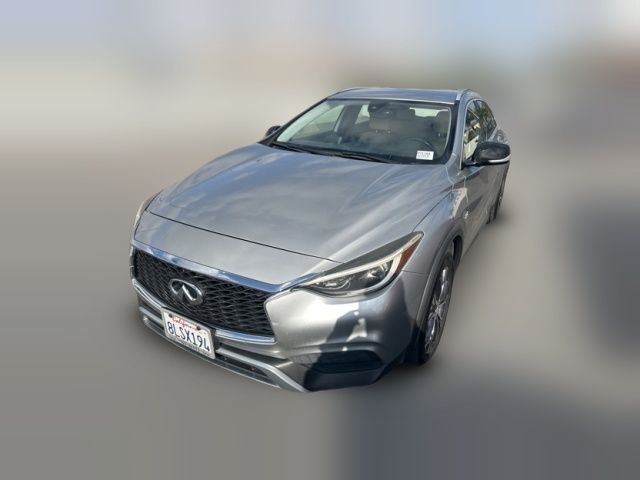 2018 INFINITI QX30 Luxury