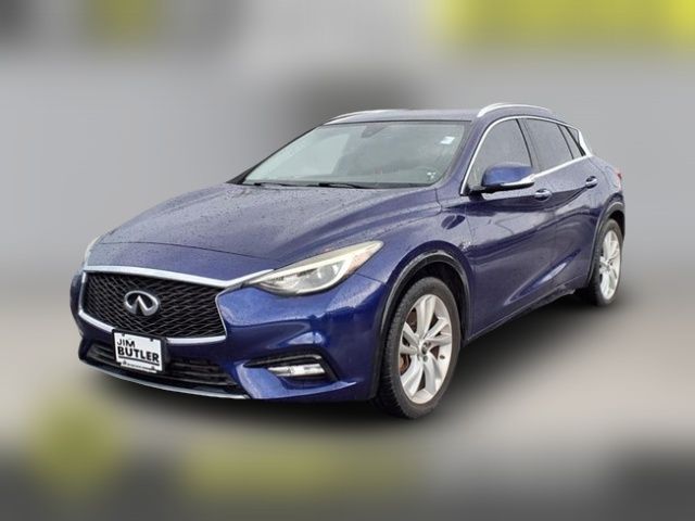 2018 INFINITI QX30 Premium