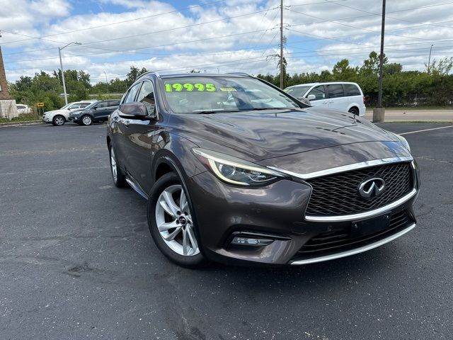 2018 INFINITI QX30 Premium