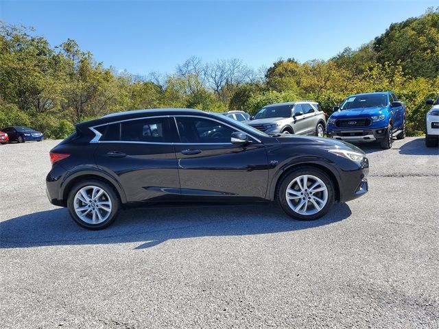 2018 INFINITI QX30 Premium