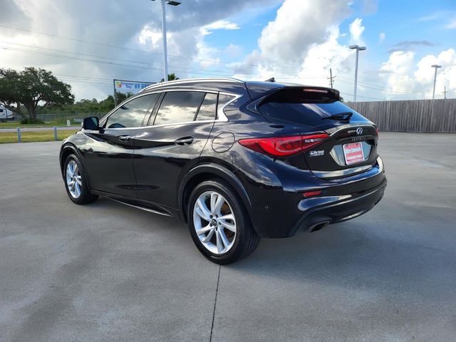 2018 INFINITI QX30 Premium