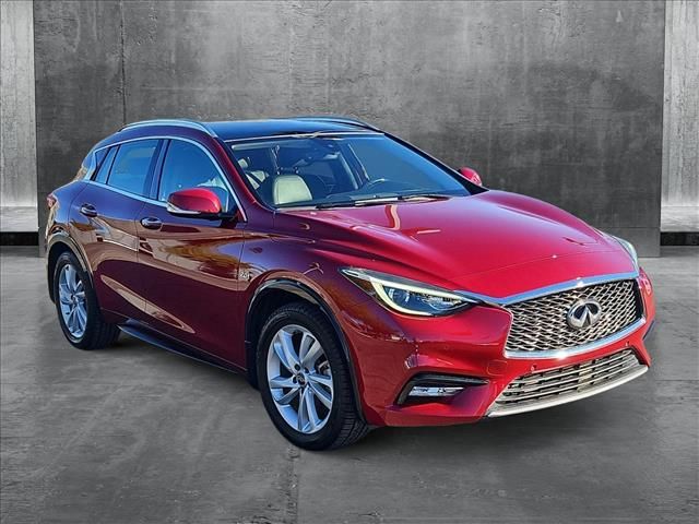 2018 INFINITI QX30 Premium