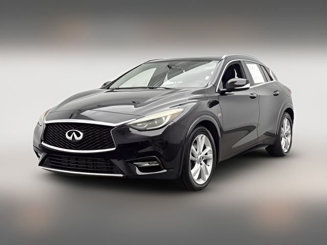 2018 INFINITI QX30 Premium