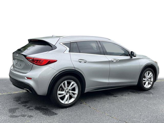 2018 INFINITI QX30 Premium