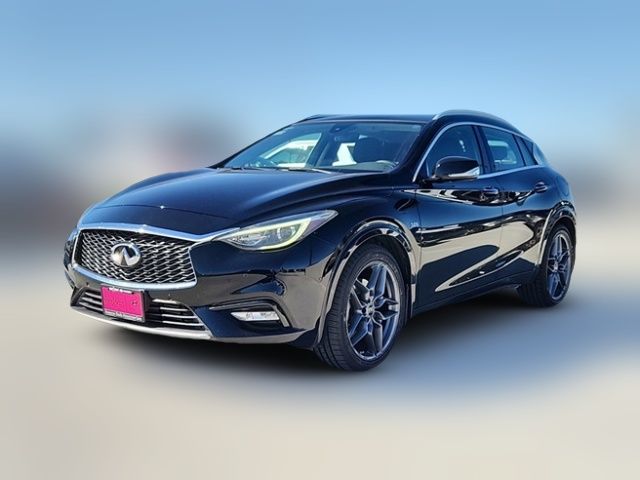 2018 INFINITI QX30 Premium