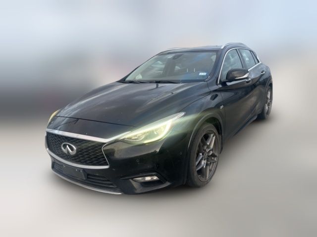 2018 INFINITI QX30 Premium