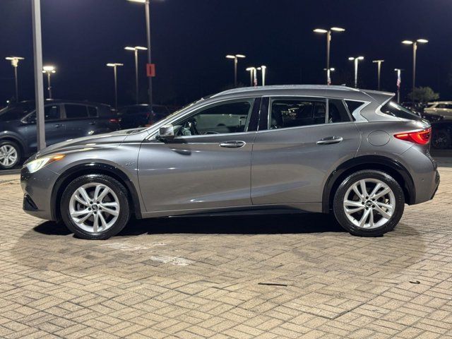 2018 INFINITI QX30 Premium