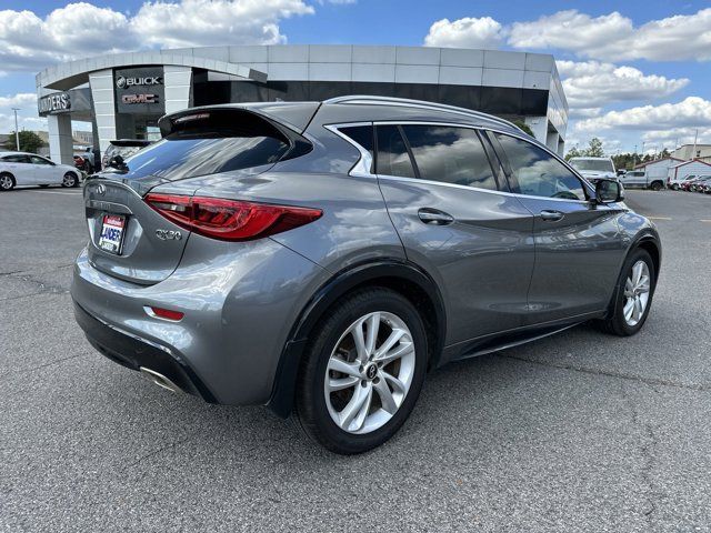 2018 INFINITI QX30 Premium