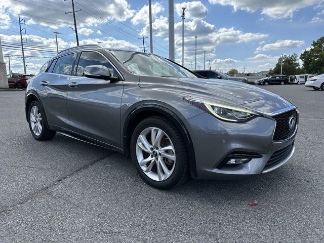 2018 INFINITI QX30 Premium