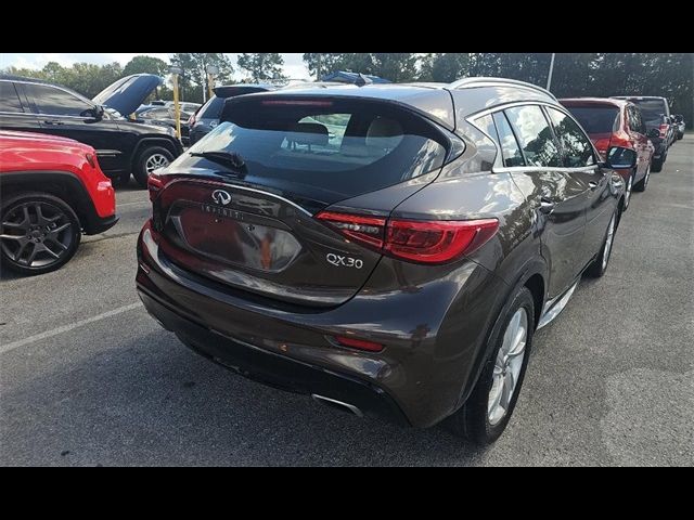 2018 INFINITI QX30 Premium