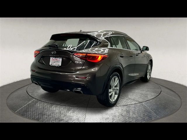 2018 INFINITI QX30 Premium