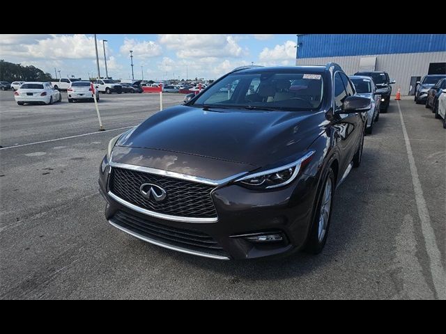 2018 INFINITI QX30 Premium