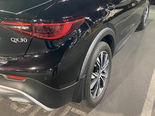 2018 INFINITI QX30 Premium