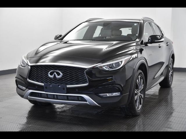 2018 INFINITI QX30 Premium