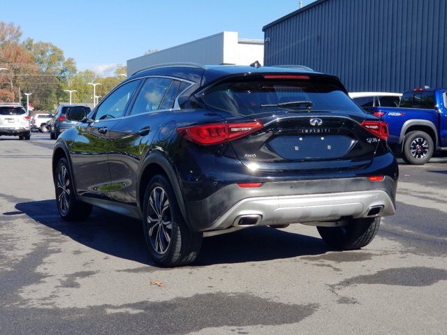 2018 INFINITI QX30 Premium