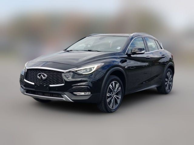 2018 INFINITI QX30 Premium