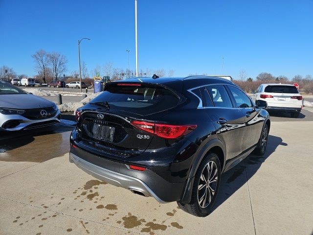 2018 INFINITI QX30 Premium