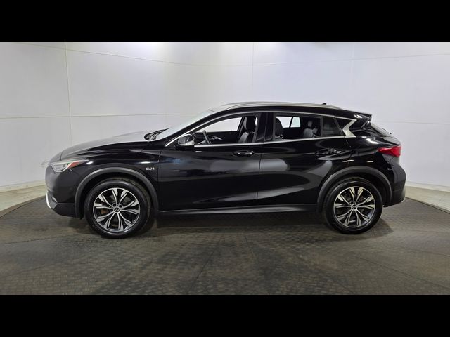 2018 INFINITI QX30 Premium