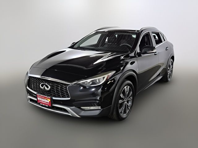 2018 INFINITI QX30 Premium