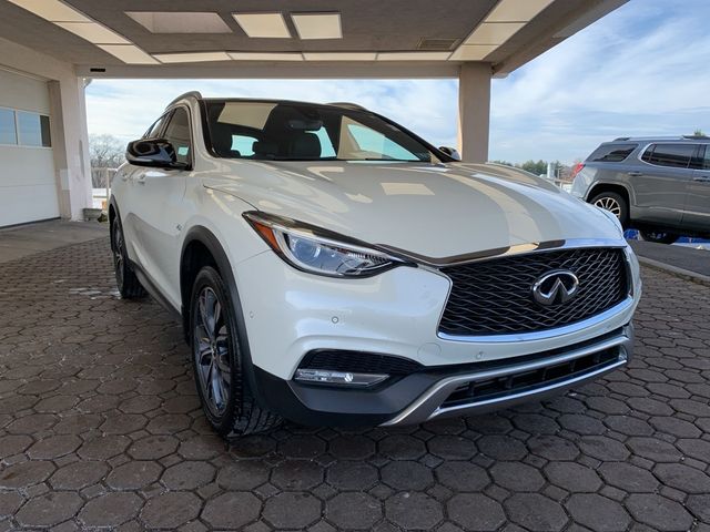 2018 INFINITI QX30 Premium