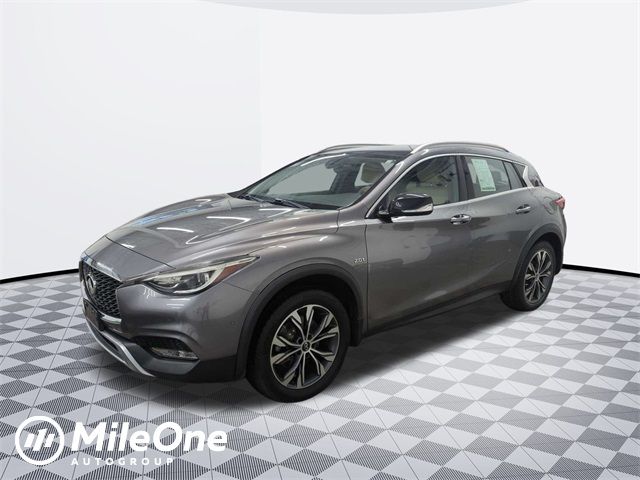 2018 INFINITI QX30 Premium