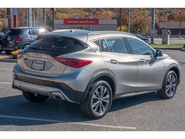 2018 INFINITI QX30 Premium