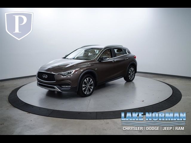 2018 INFINITI QX30 Premium