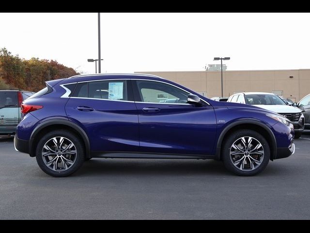 2018 INFINITI QX30 Premium