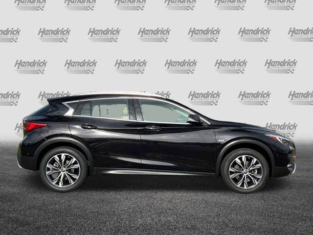 2018 INFINITI QX30 Premium