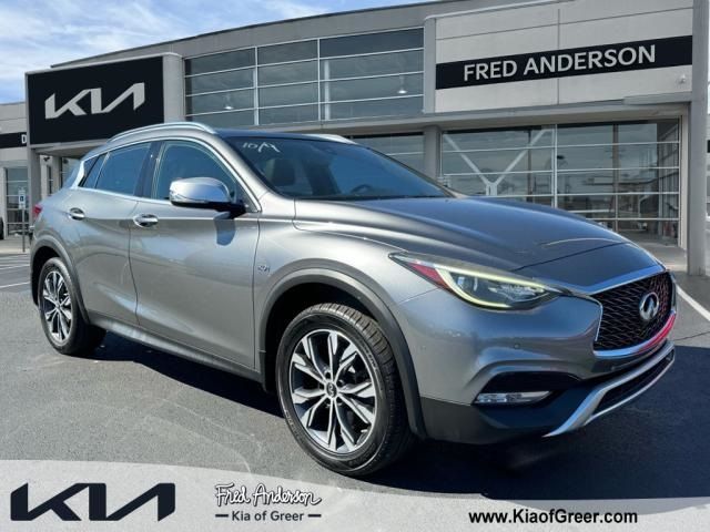 2018 INFINITI QX30 Premium