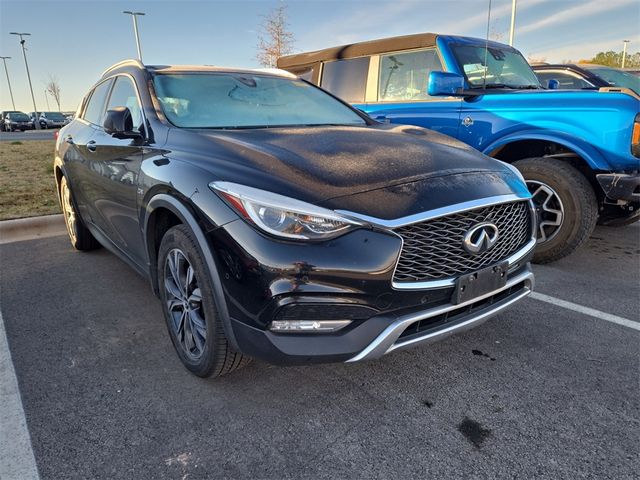 2018 INFINITI QX30 Premium