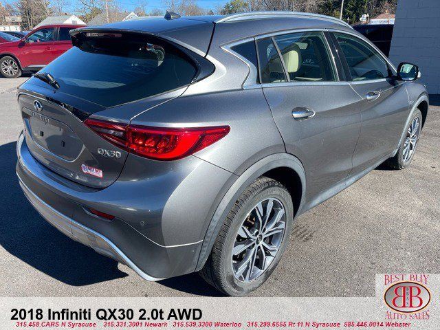 2018 INFINITI QX30 Premium