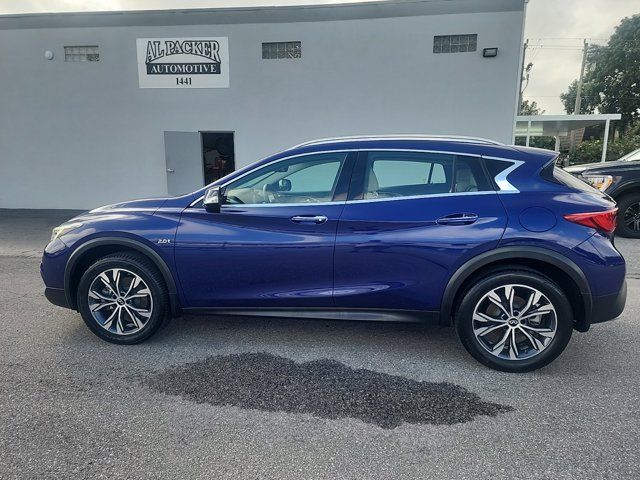 2018 INFINITI QX30 Premium