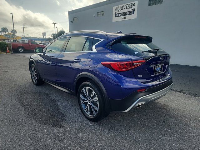 2018 INFINITI QX30 Premium