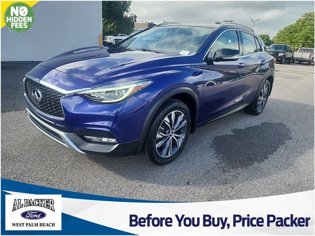 2018 INFINITI QX30 Premium