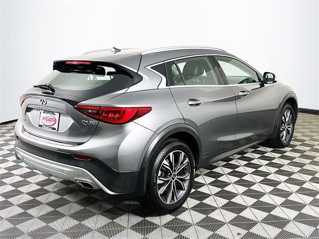 2018 INFINITI QX30 Premium