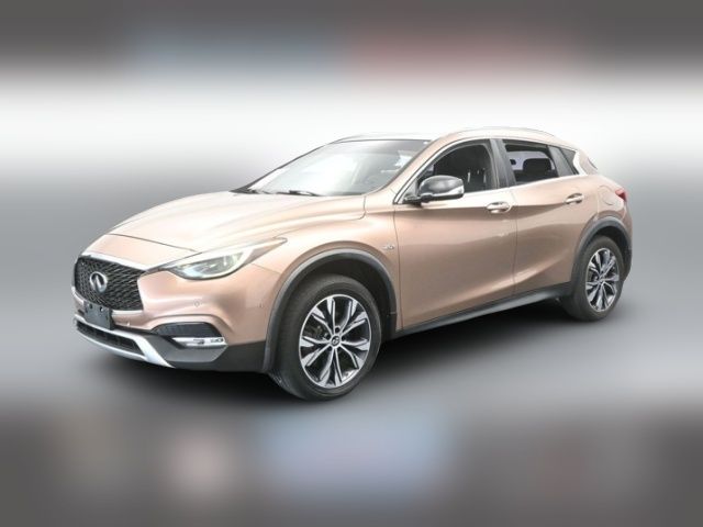 2018 INFINITI QX30 Premium