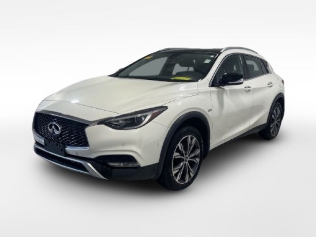 2018 INFINITI QX30 Premium