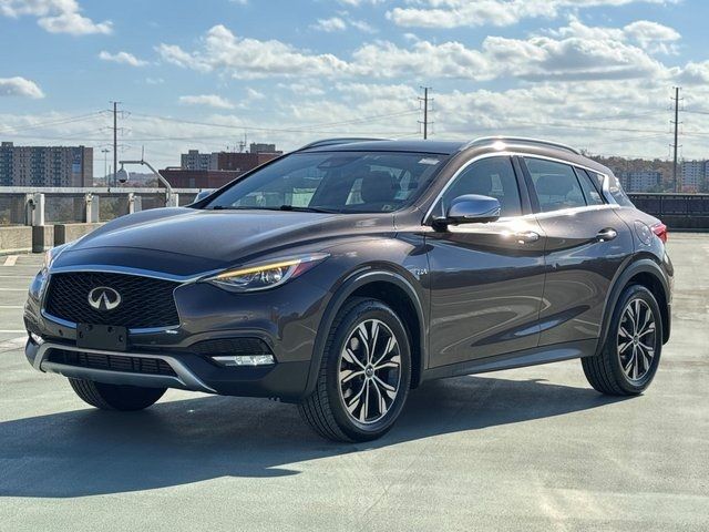 2018 INFINITI QX30 Premium