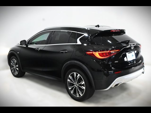 2018 INFINITI QX30 Premium